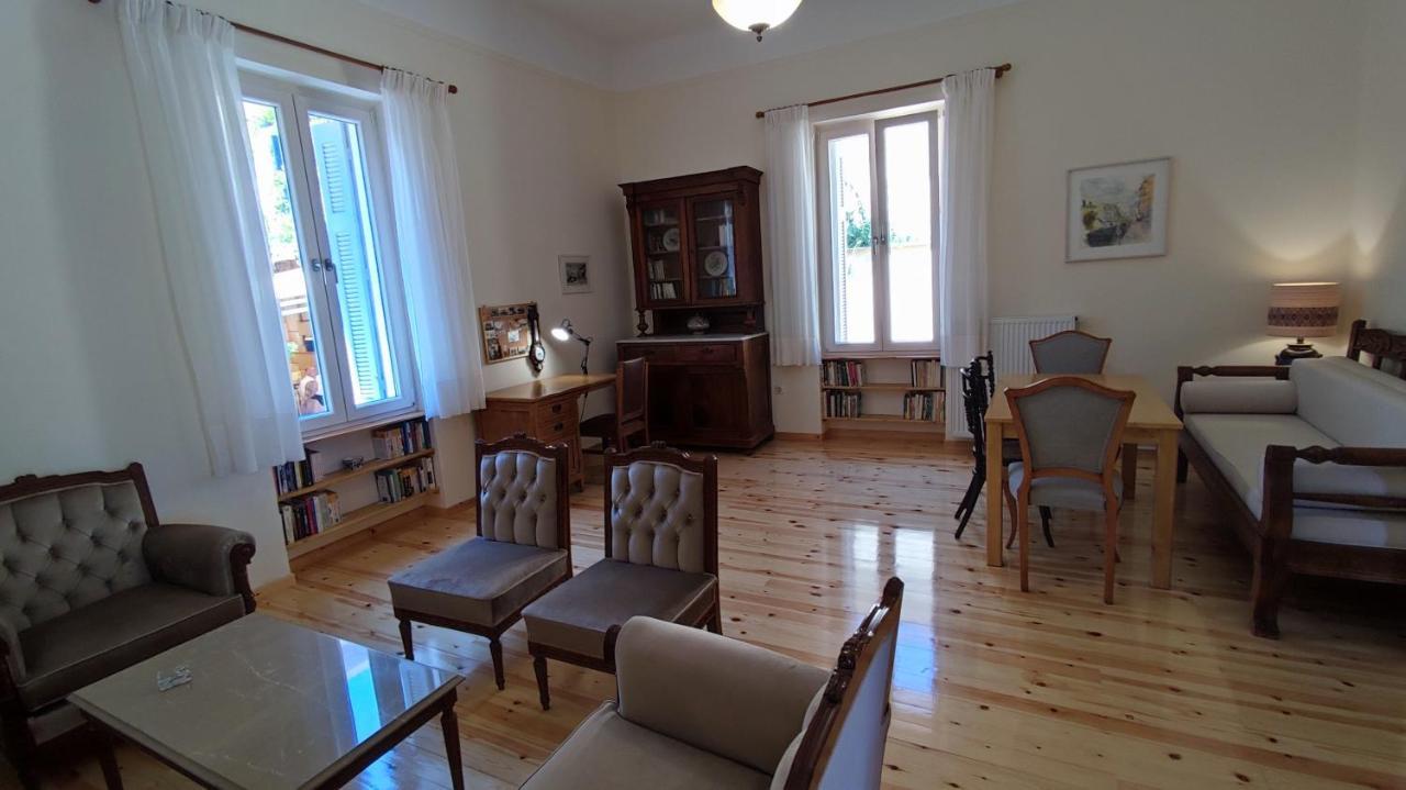 דירות אתונה A Painter'S House In Plaka מראה חיצוני תמונה