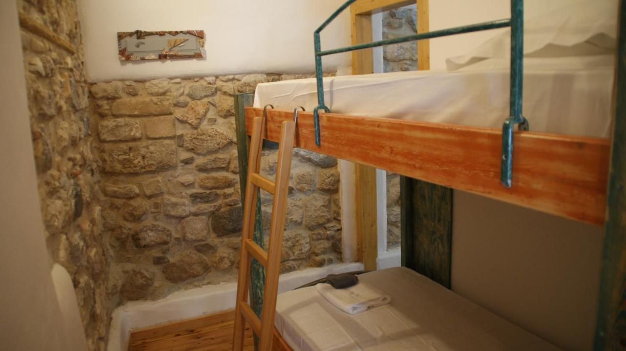 דירות אתונה A Painter'S House In Plaka מראה חיצוני תמונה