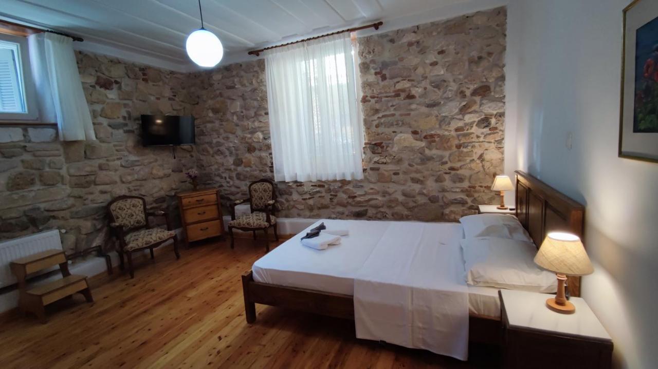 דירות אתונה A Painter'S House In Plaka מראה חיצוני תמונה