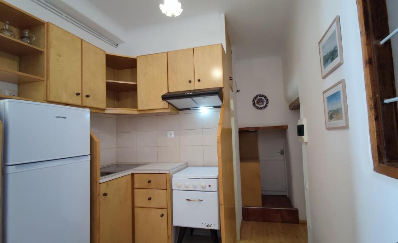 דירות אתונה A Painter'S House In Plaka מראה חיצוני תמונה