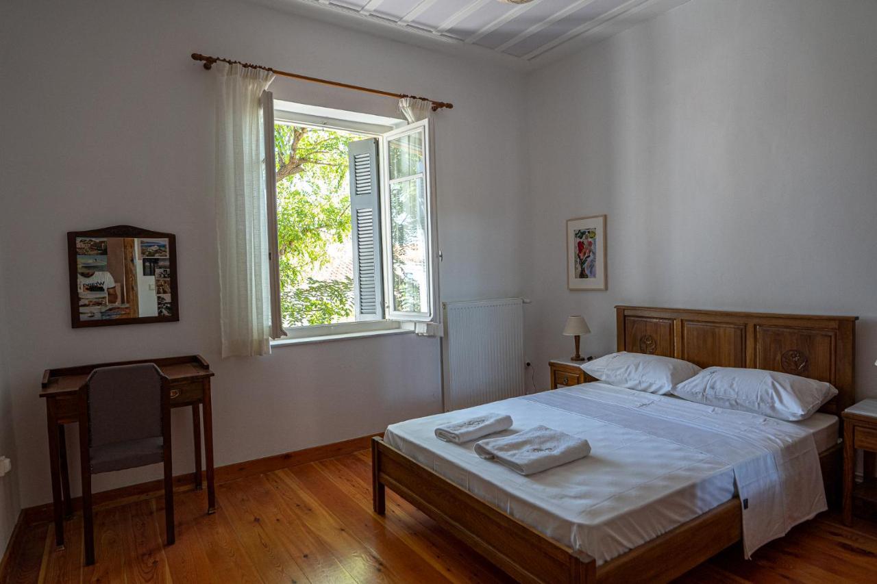 דירות אתונה A Painter'S House In Plaka מראה חיצוני תמונה