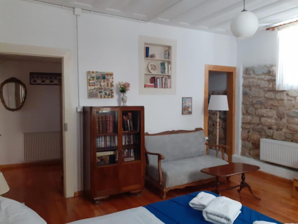 דירות אתונה A Painter'S House In Plaka מראה חיצוני תמונה